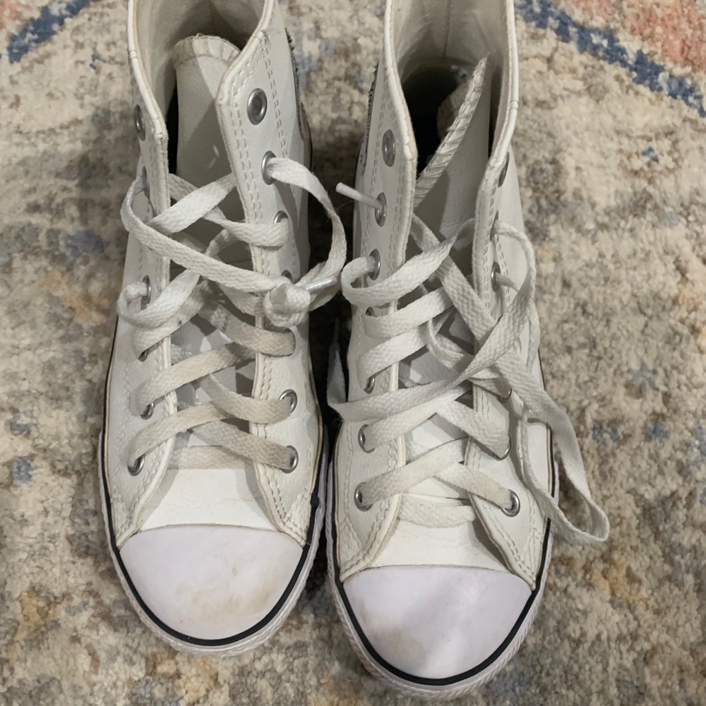 White converse